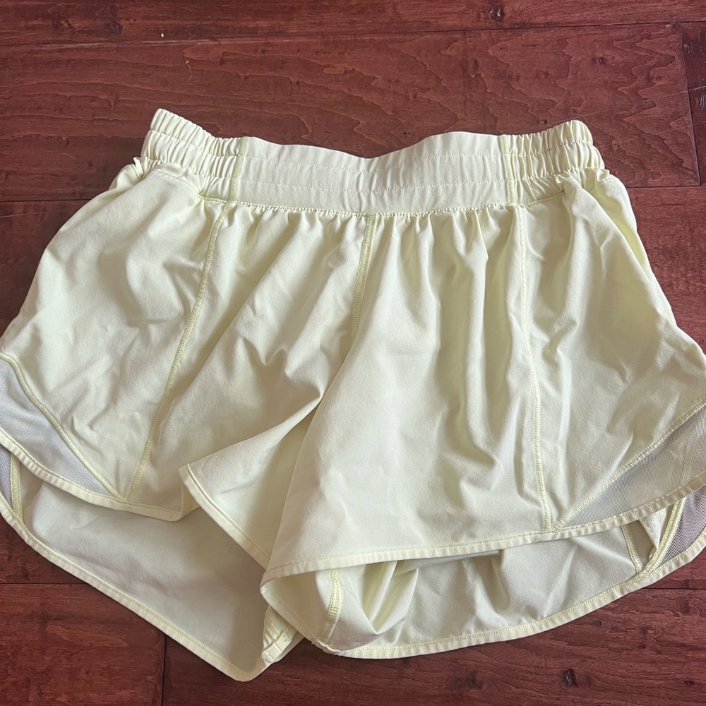 lululemon hotty hot shorts